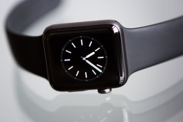 Have a look at all the features of the Apple Watch Ultra | techqwiz